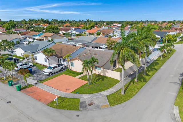 1616 SW 137th Pl, Miami FL 33175 - Miami, FL - Photo 5