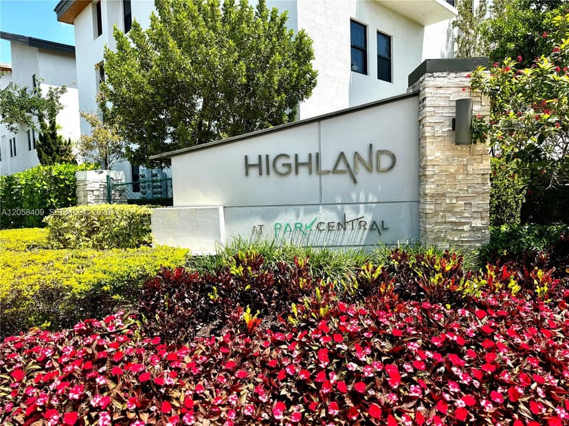 10455 NW 82nd St # 35, Doral FL 33178