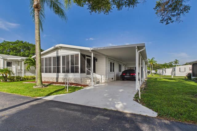 33009 AZUA BAY, Boynton Beach FL 33436 - Boynton Beach, FL - Photo 2