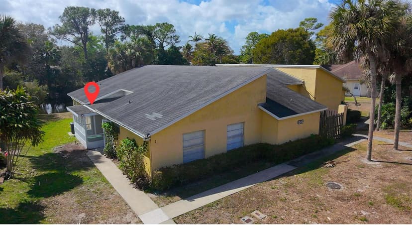 202 Sparrow Drive # 1, Royal Palm Beach FL 33411