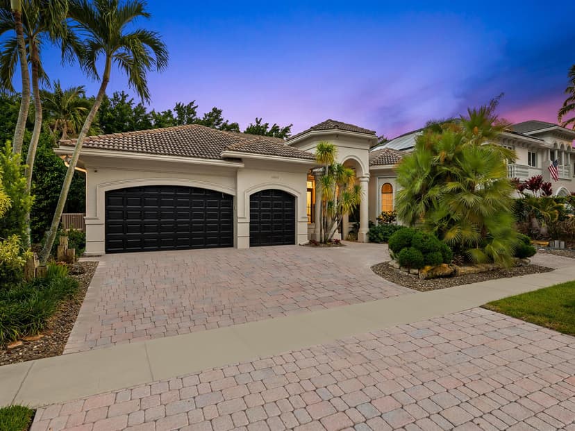 10800 Blue Palm Street, Plantation FL 33324
