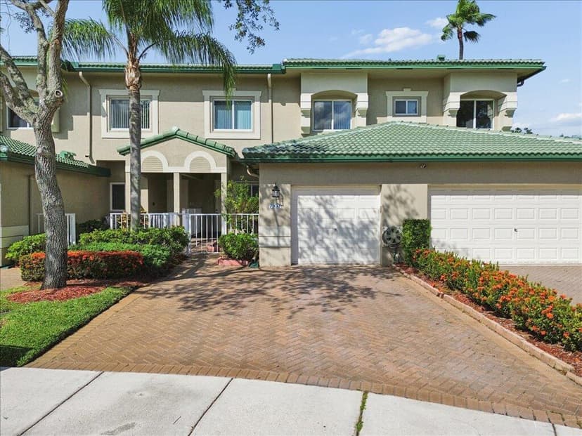 7937 EXETER Circle E # 102, Tamarac FL 33321
