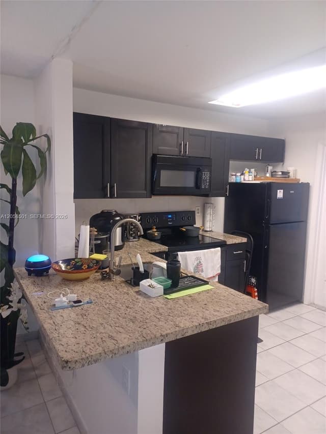 3777 NW 78th Ave # 8E, Davie FL 33024 - Davie, FL - Photo 5