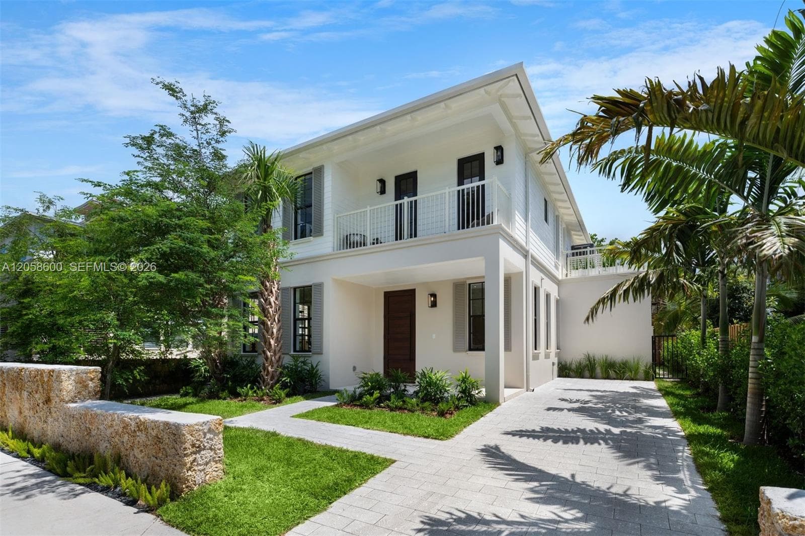 3372 Charles Ave, Miami FL 33133 - Miami, FL - Photo 1