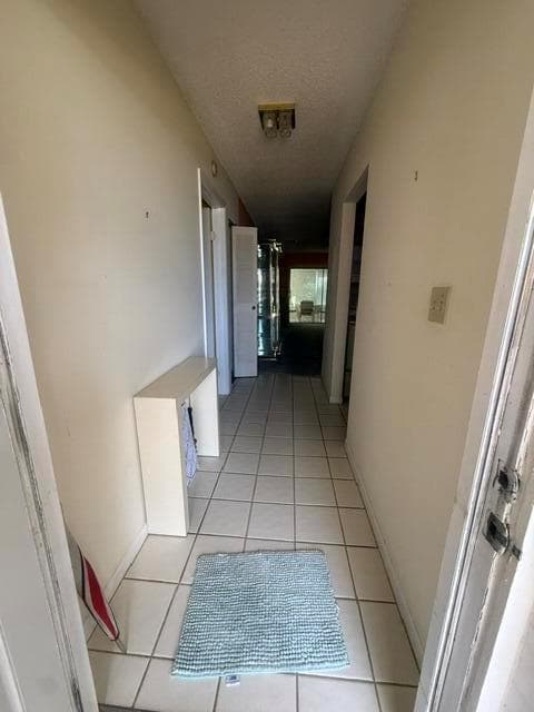 197 Lake Susan Lane, West Palm Beach FL 33411 - West Palm Beach, FL - Photo 3