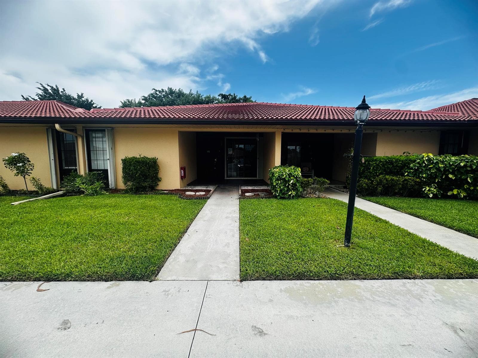 5933 FOREST HILL Boulevard # 3, West Palm Beach FL 33415