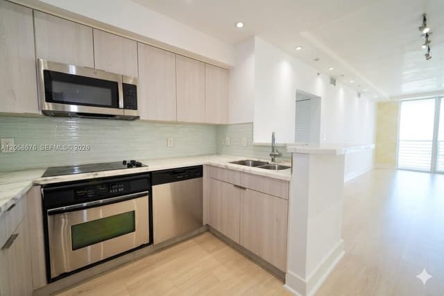 325 S Biscayne Blvd # 3314, Miami FL 33131 - Miami, FL - Photo 6