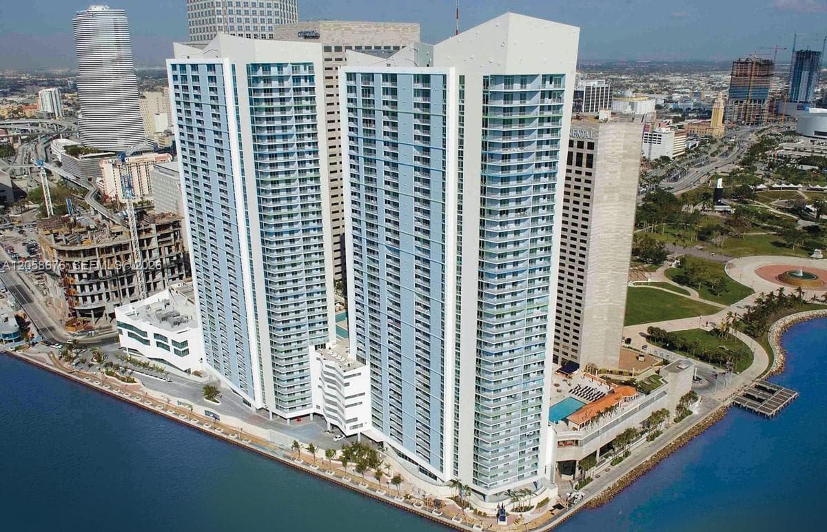 325 S Biscayne Blvd # 3314, Miami FL 33131 - Miami, FL - Photo 1