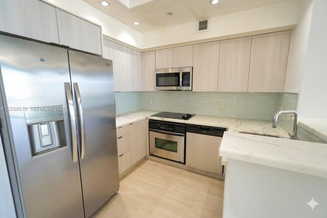 325 S Biscayne Blvd # 3314, Miami FL 33131 - Miami, FL - Photo 5