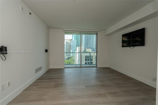 500 Brickell Ave # 1407, Miami FL 33131 - Miami, FL - Photo 4