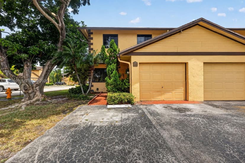 1130 NE 210th Ter, Miami FL 33179