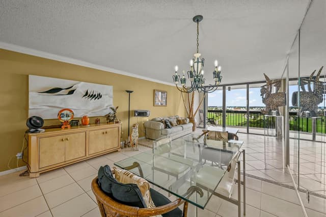 2425 PRESIDENTIAL Way # 1006, West Palm Beach FL 33401 - West Palm Beach, FL - Photo 7