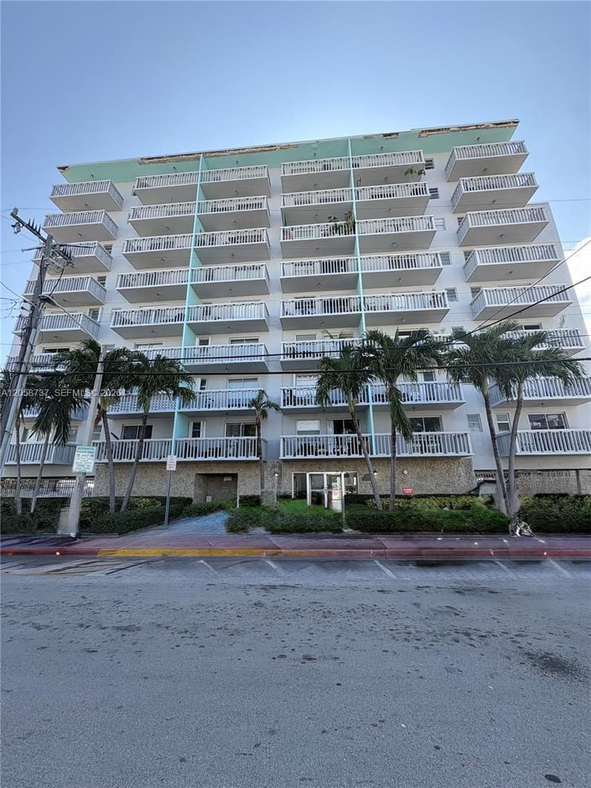 7620 Carlyle Ave # 502, Miami Beach FL 33141