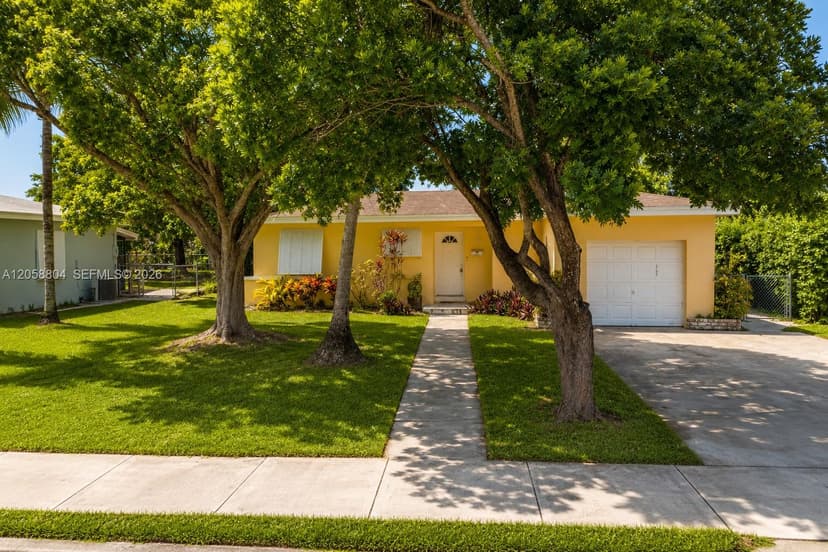 948 NW 9th Ct, Homestead FL 33030