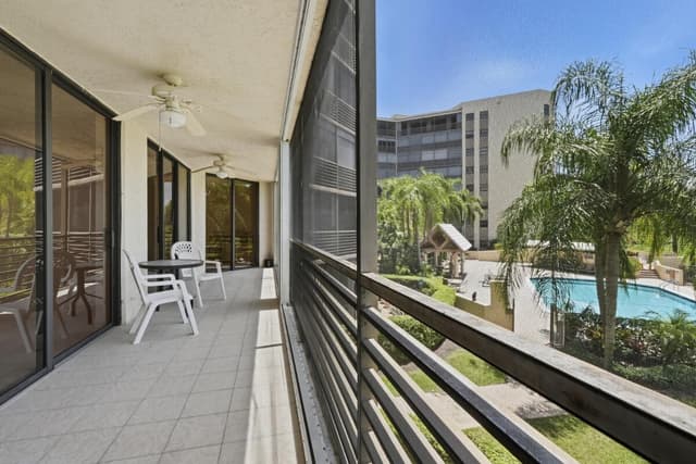 7400 Radice Court # 202, Lauderhill FL 33319 - Lauderhill, FL - Photo 3