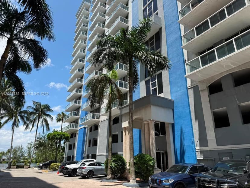 5085 NW 7th St # 406, Miami FL 33126