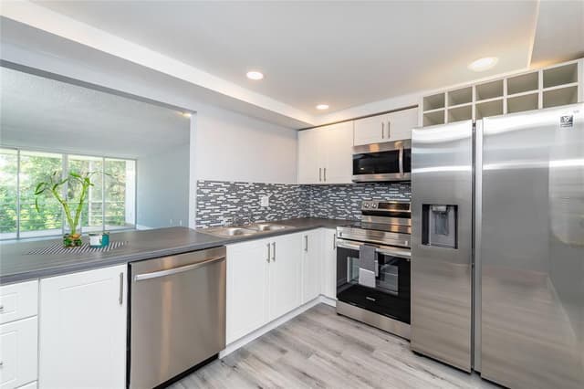 1101 NE 191ST Street # H301, Miami FL 33179 - Miami, FL - Photo 4
