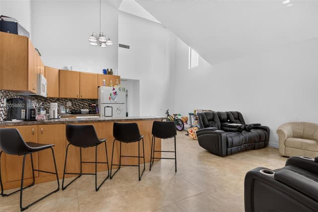 2422 NW 55th Ter, Lauderhill FL 33313 - Lauderhill, FL - Photo 5