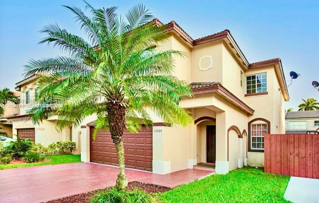 11320 NW 43rd Ter, Doral FL 33178