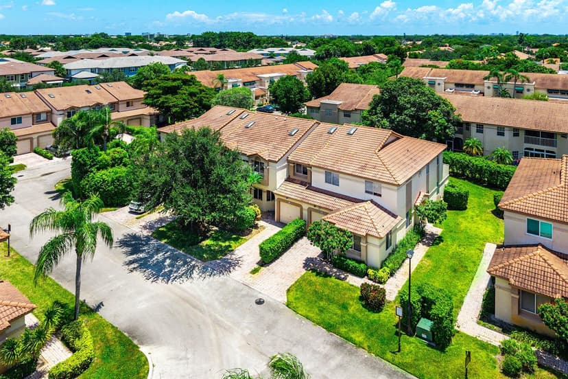 6757 Via Regina, Boca Raton FL 33433