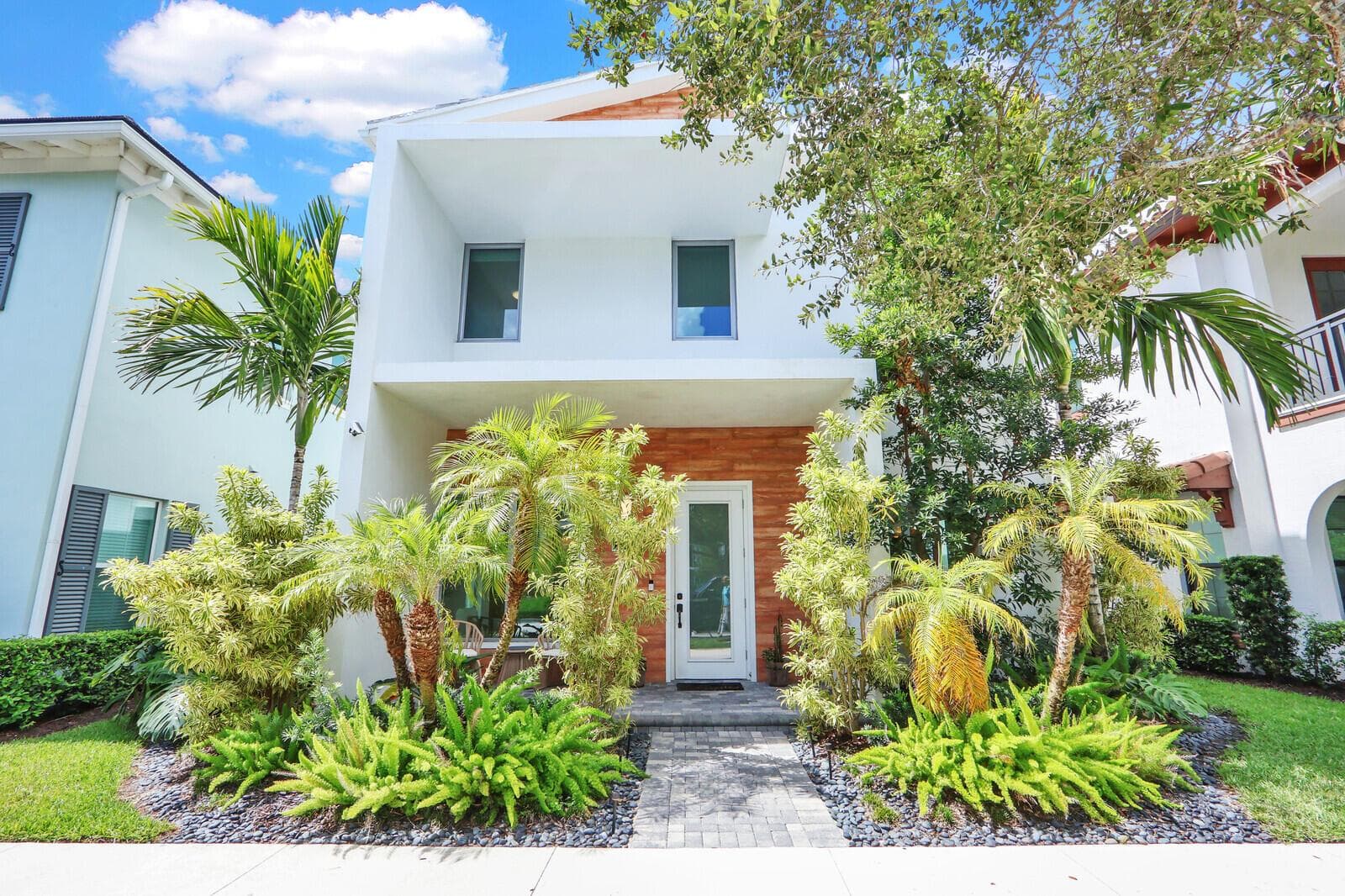 1201 Faulkner Terrace, Palm Beach Gardens FL 33418