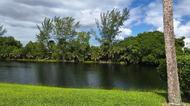 173 Lake Meryl Drive, West Palm Beach FL 33411 - West Palm Beach, FL - Photo 5