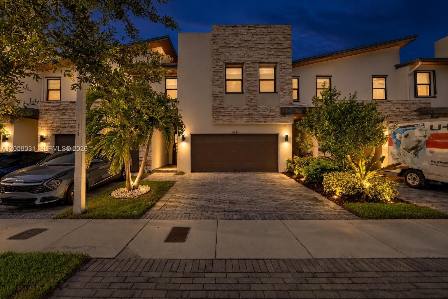 10533 NW 78th Ter, Doral FL 33178