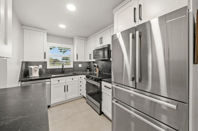135 ANDOVER F, West Palm Beach FL 33417 - West Palm Beach, FL - Photo 7