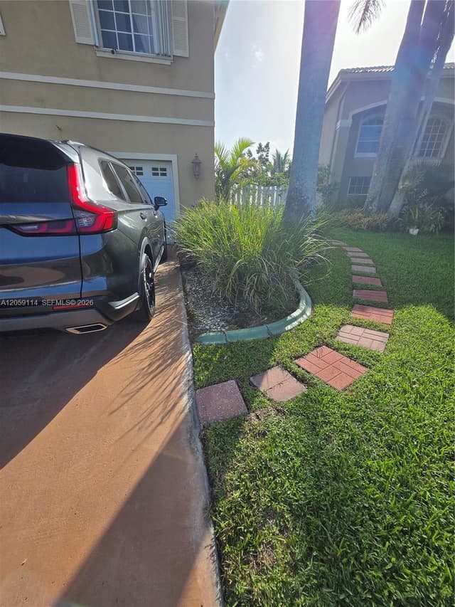 19130 NW 10th St, Pembroke Pines FL 33029 - Pembroke Pines, FL - Photo 5