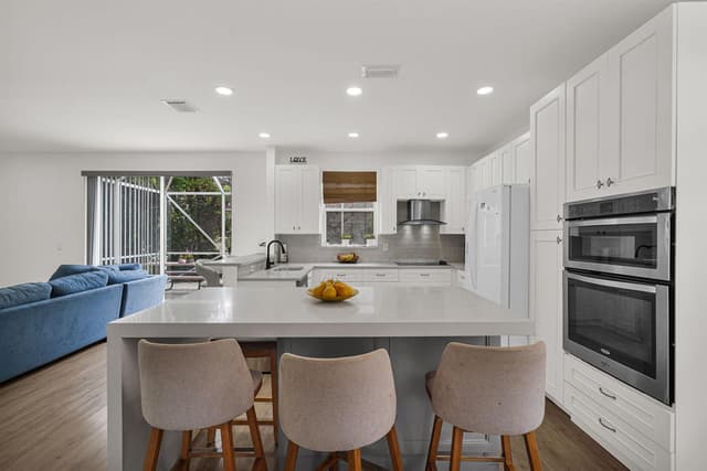 527 NW 87TH Lane, Coral Springs FL 33071 - Coral Springs, FL - Photo 2