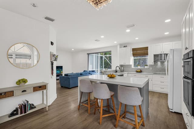 527 NW 87TH Lane, Coral Springs FL 33071 - Coral Springs, FL - Photo 3