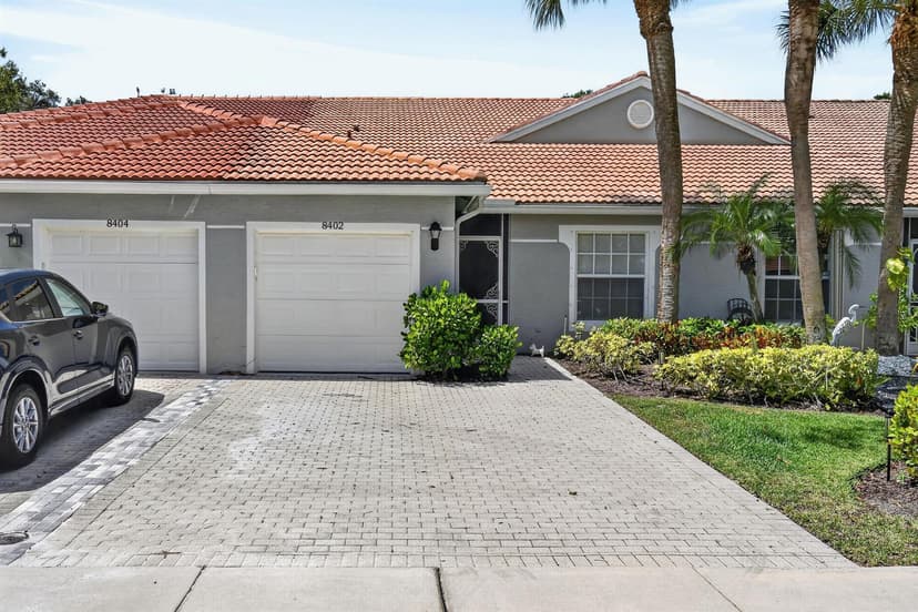 8402 Logia Circle, Boynton Beach FL 33472