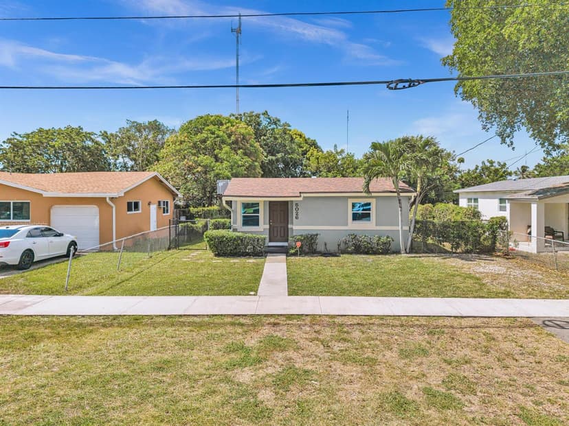 5026 SW 21st Street SW, West Park FL 33023
