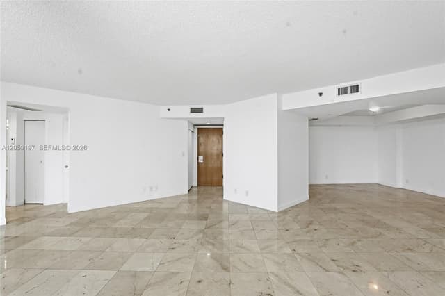 20185 E Country Club Dr # 502, Aventura FL 33180 - Aventura, FL - Photo 5