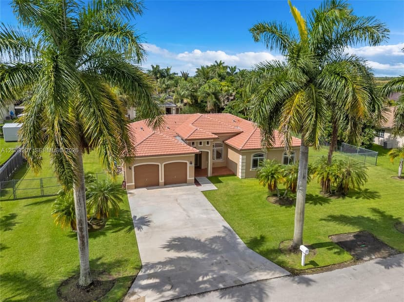 20464 SW 325th St, Homestead FL 33030