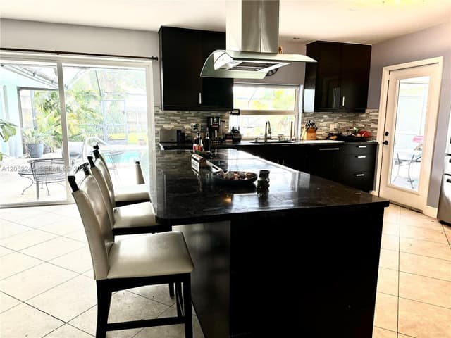 4116 Taft St, Hollywood FL 33021 - Hollywood, FL - Photo 5