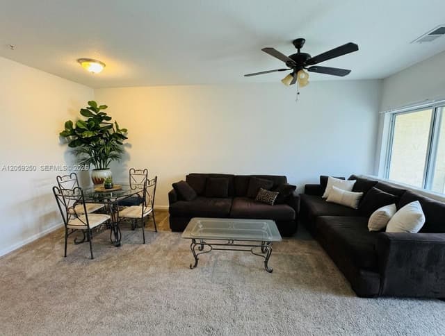 1169 Golden Lakes Blvd # 1123, West Palm Beach FL 33411 - West Palm Beach, FL - Photo 3