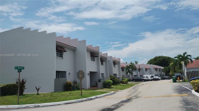 10395 SW 154th Cir Ct # 104, Miami FL 33196 - Miami, FL - Photo 2
