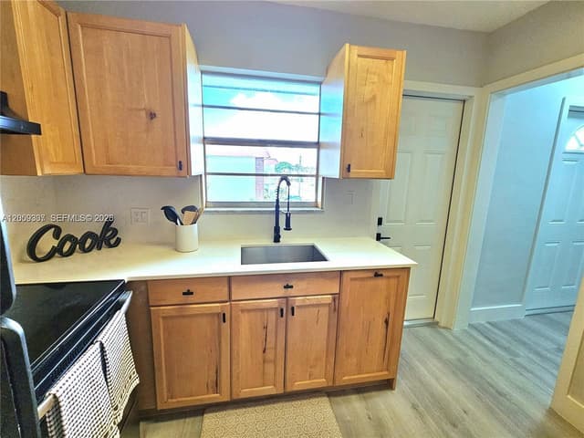 1490 NW 43rd Ave # 301, Lauderhill FL 33313 - Lauderhill, FL - Photo 2