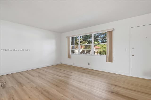 101 SW 132nd Way # 305J, Pembroke Pines FL 33027 - Pembroke Pines, FL - Photo 2