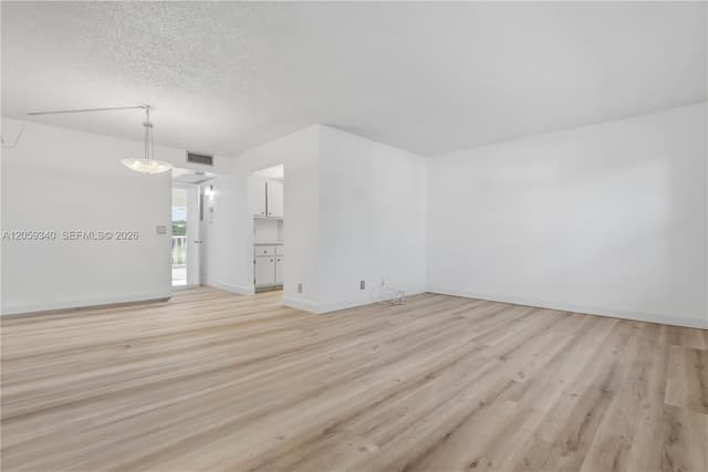 101 SW 132nd Way # 305J, Pembroke Pines FL 33027 - Pembroke Pines, FL - Photo 6