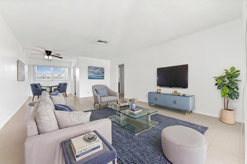 2755 NE 28th Avenue # 1, Lighthouse Point FL 33064