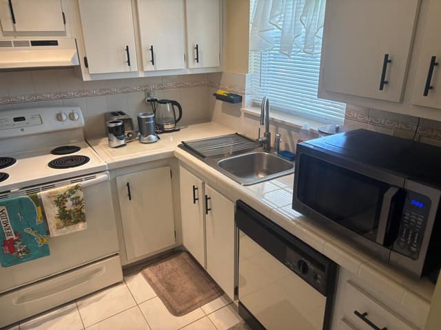 6670 ROYAL PALM Boulevard # 308K, Margate FL 33063 - Margate, FL - Photo 2