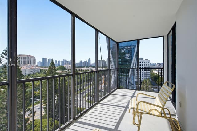 20100 W Country Club Dr # 1206, Aventura FL 33180 - Aventura, FL - Photo 4