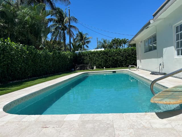 1072 SW 25TH Avenue, Boynton Beach FL 33426 - Boynton Beach, FL - Photo 2
