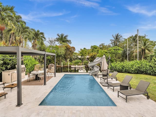 2448 Okeechobee Ln, Fort Lauderdale FL 33312 - Fort Lauderdale, FL - Photo 2