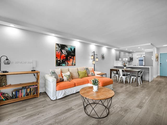 400 SE 10th Street # 303, Deerfield Beach FL 33441 - Deerfield Beach, FL - Photo 5