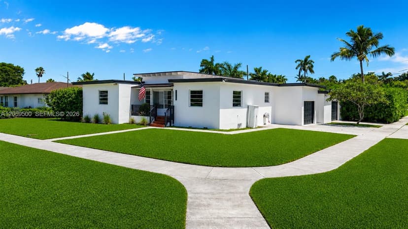 112 NE 17th St, Homestead FL 33030