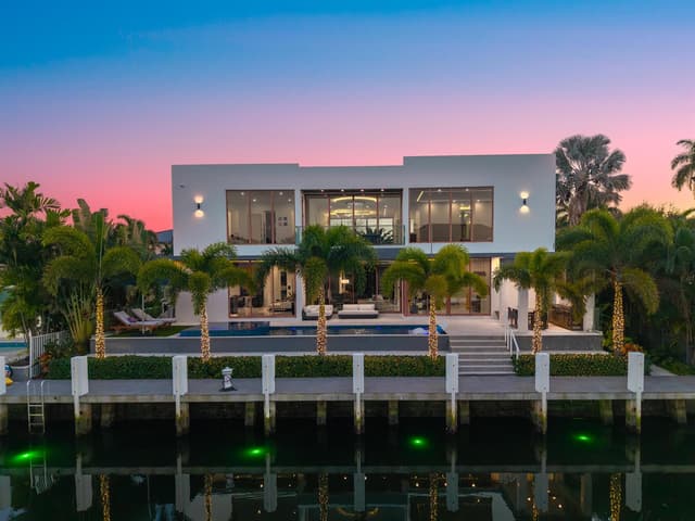 2631 NE 48TH Court, Lighthouse Point FL 33064 - Lighthouse Point, FL - Photo 2
