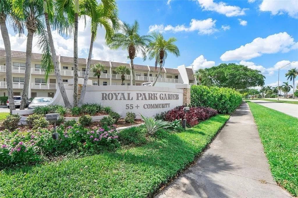 6700 ROYAL PALM Boulevard # 203D, Margate FL 33063 - Margate, FL - Photo 1